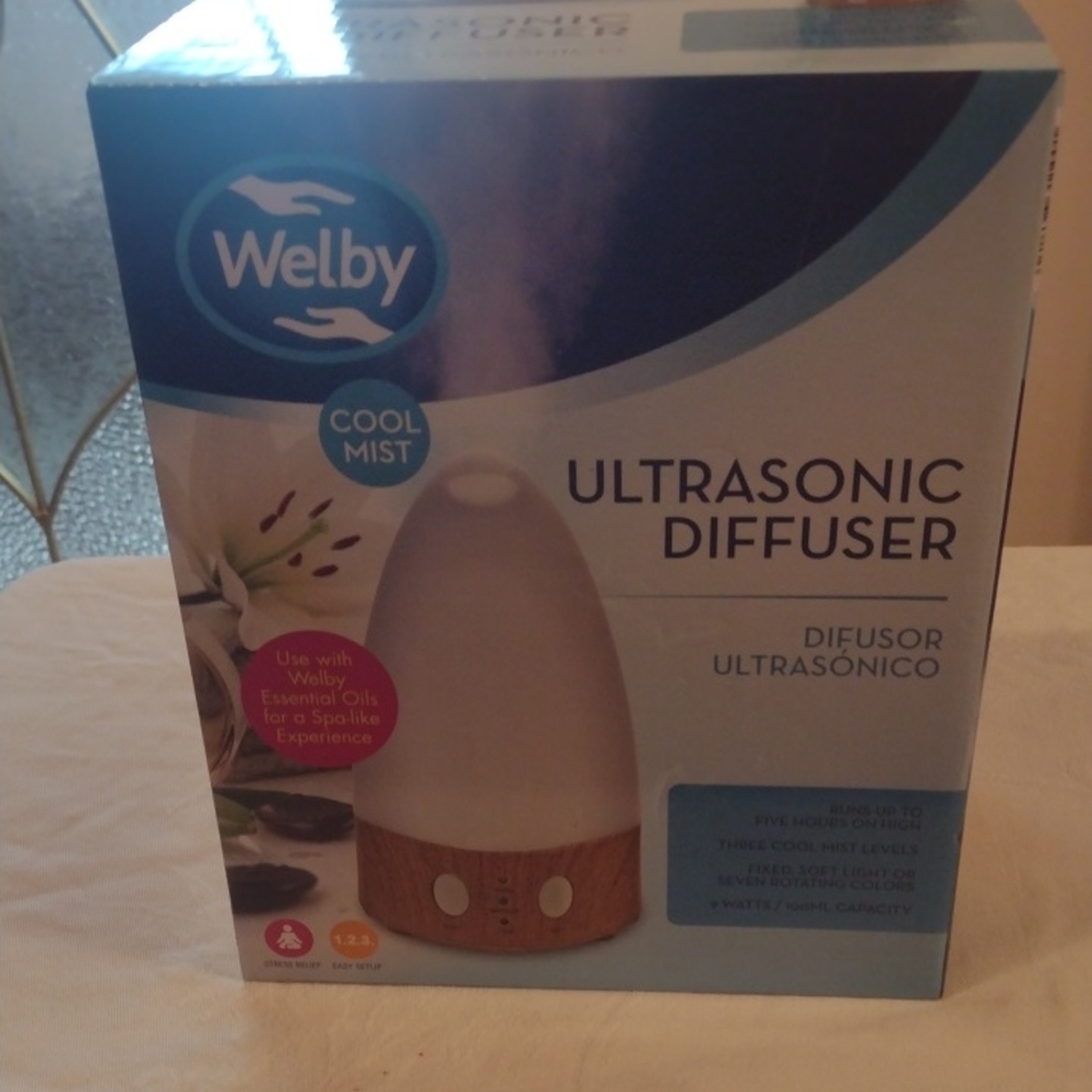 Ultrasonic Diffuser - White and Brown